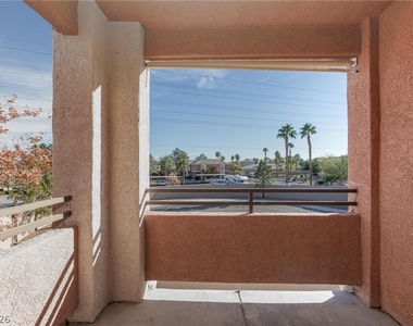 7701 Himalayas Avenue - Photo Thumbnail 17