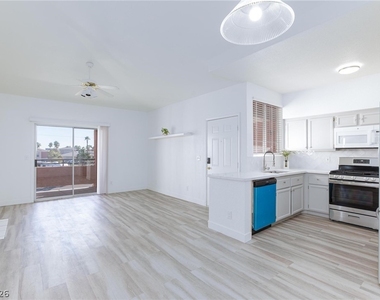 7701 Himalayas Avenue - Photo Thumbnail 5