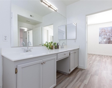 7701 Himalayas Avenue - Photo Thumbnail 16
