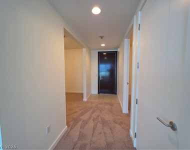 4525 Dean Martin Drive - Photo Thumbnail 2