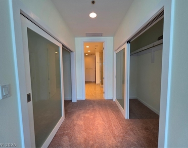 4525 Dean Martin Drive - Photo Thumbnail 43