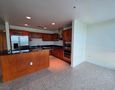 4525 Dean Martin Drive - Photo Thumbnail 33