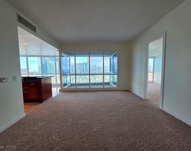 4525 Dean Martin Drive - Photo Thumbnail 6