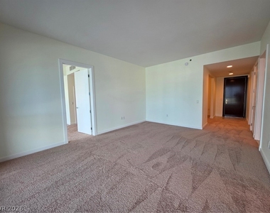 4525 Dean Martin Drive - Photo Thumbnail 3