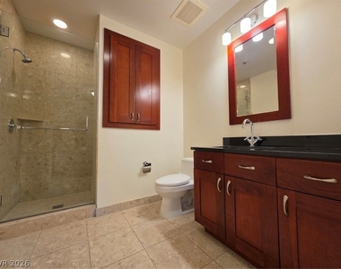 4525 Dean Martin Drive - Photo Thumbnail 28