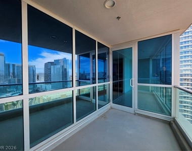 4525 Dean Martin Drive - Photo Thumbnail 36