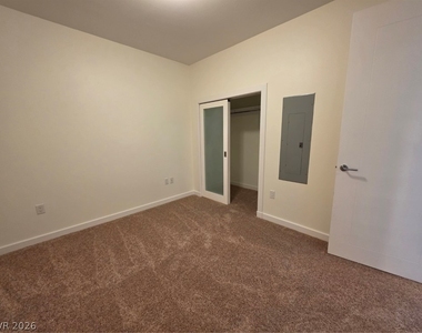 4525 Dean Martin Drive - Photo Thumbnail 25
