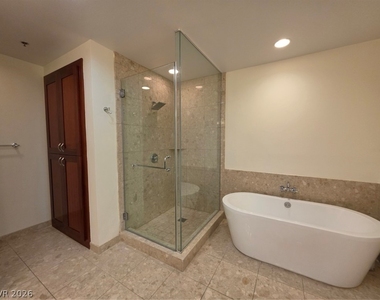 4525 Dean Martin Drive - Photo Thumbnail 48