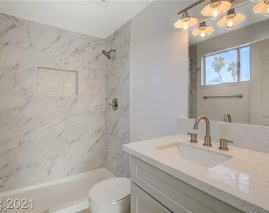 3554 El Camino Road - Photo Thumbnail 12