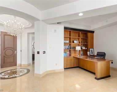 9103 Alta Drive - Photo Thumbnail 1
