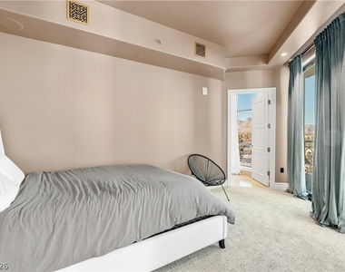 9103 Alta Drive - Photo Thumbnail 23
