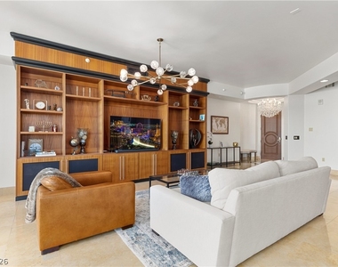 9103 Alta Drive - Photo Thumbnail 2