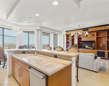 9103 Alta Drive - Photo Thumbnail 9