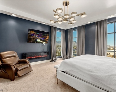 9103 Alta Drive - Photo Thumbnail 15