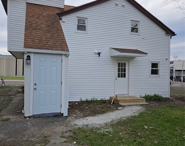 120 Henry Street - Photo Thumbnail 1