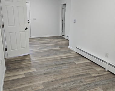 120 Henry Street - Photo Thumbnail 6