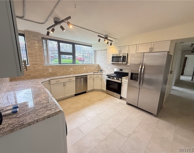 130 Linwood Avenue - Photo Thumbnail 3