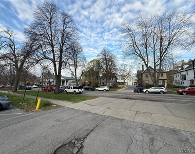 130 Linwood Avenue - Photo Thumbnail 12