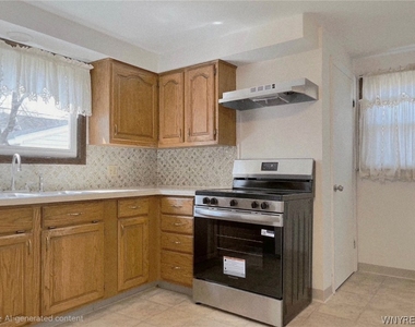 182 Woodcrest Drive - Photo Thumbnail 8