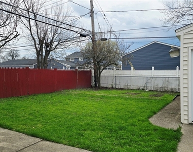 182 Woodcrest Drive - Photo Thumbnail 22