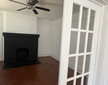 415 Hopkins Street Sw - Photo Thumbnail 11