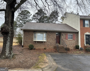 250 Cleveland Road - Photo Thumbnail 1