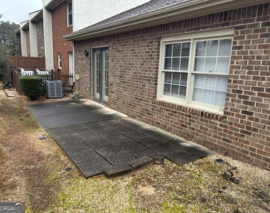250 Cleveland Road - Photo Thumbnail 3