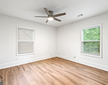 636 Francis Place Nw - Photo Thumbnail 13