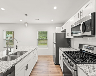 636 Francis Place Nw - Photo Thumbnail 12