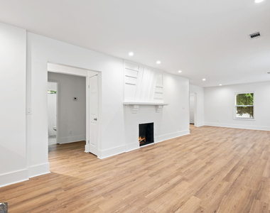 636 Francis Place Nw - Photo Thumbnail 4