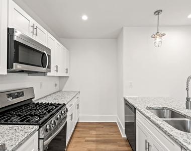636 Francis Place Nw - Photo Thumbnail 10
