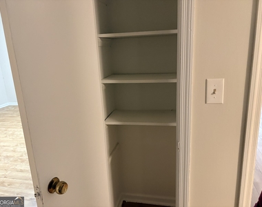 407 A Fayetteville Road - Photo Thumbnail 4