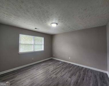 1653 Pinedale Circle Nw - Photo Thumbnail 5