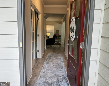798 Gordon Street - Photo Thumbnail 6
