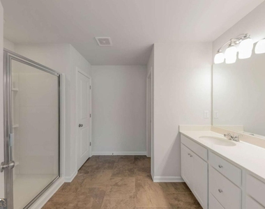 3625 Hawthorne Terrace - Photo Thumbnail 16