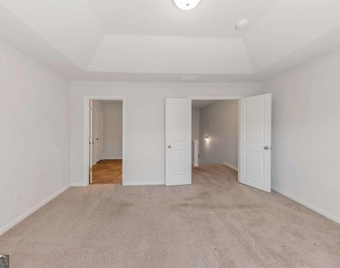 3625 Hawthorne Terrace - Photo Thumbnail 15