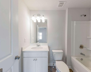 3625 Hawthorne Terrace - Photo Thumbnail 23