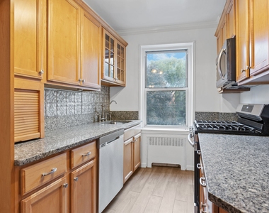 103-19 68th Rd - Photo Thumbnail 1
