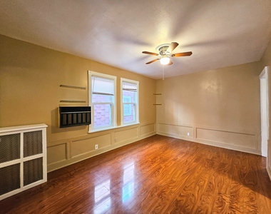 237 62nd Street - Photo Thumbnail 4