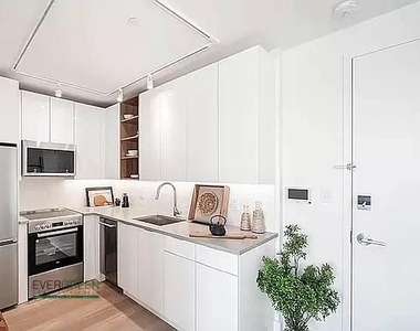 1457 Flatbush Avenue - Photo Thumbnail 2