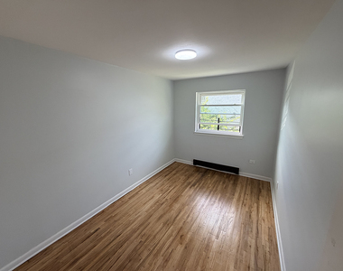 1685 Watson Avenue - Photo Thumbnail 4