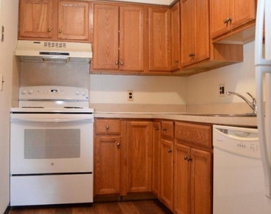 50 Cook Ave - Photo Thumbnail 4