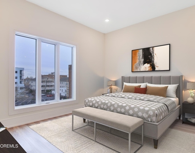 527 Bangs Avenue - Photo Thumbnail 8