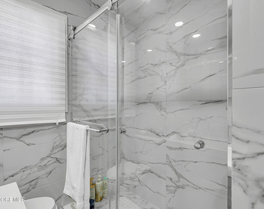 295 Jerome Avenue - Photo Thumbnail 19