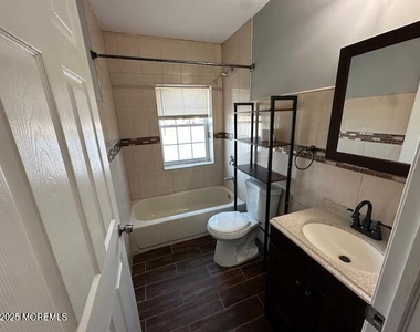216 Ocean Gate Avenue - Photo Thumbnail 6