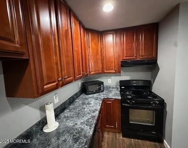 216 Ocean Gate Avenue - Photo Thumbnail 5