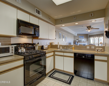 900 Ocean Avenue - Photo Thumbnail 10