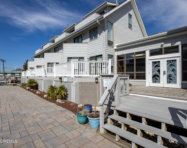 900 Ocean Avenue - Photo Thumbnail 5