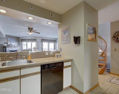 900 Ocean Avenue - Photo Thumbnail 11