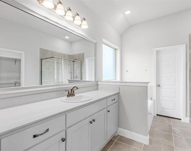 4919 Elizabeth Way - Photo Thumbnail 35